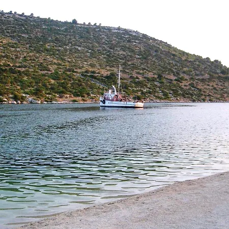 With Parking Space Stupin Celine, - 23929 דירה *