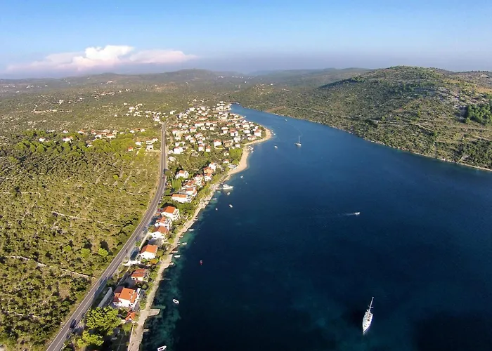 With Parking Space Stupin Celine, - 23929 Rogoznica (Sibenik-Knin)